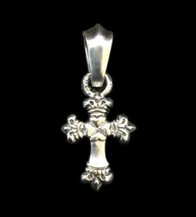 画像1: 1/64  Long 4 Heart Crown Cross With H.W.O Pendant