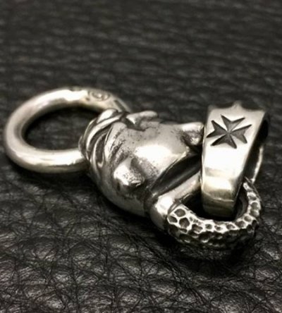 画像9: Bulldog With Chiseled Loop Pendant