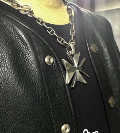 画像7: Giant Maltese Cross Pendant
