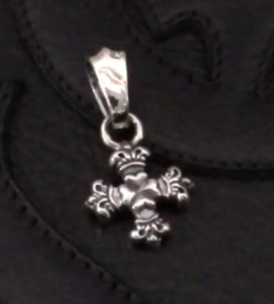 画像2: 1/64 4 Heart Crown Cross With H.W.O Pendant