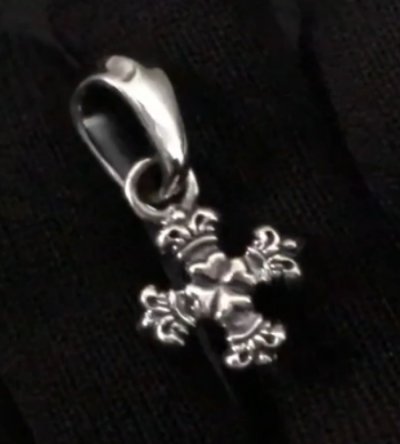 画像5: 1/64 4 Heart Crown Cross With H.W.O Pendant