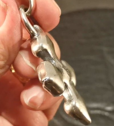 画像4: Quarter 4 Heart Chiseled Short Cross With H.W.O Pendant