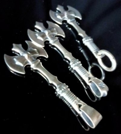 画像9: Blinking Star Battle-Ax Pendant