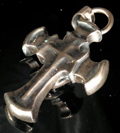 画像12: Face On Battle-Ax Cross With Chevron Bail Pendant