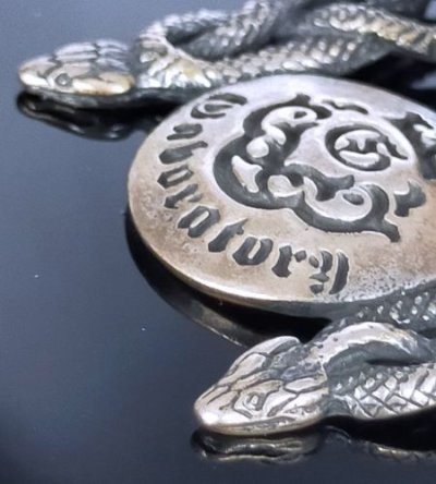 画像7: Skull On Snake Buckle With Atelier Mark Button Pendant