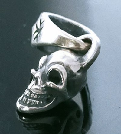 画像4: Twelve Small Skull Pendant