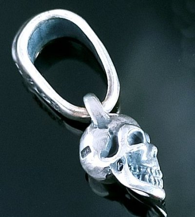 画像8: Twelve Small Skull Pendant