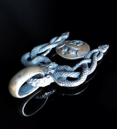 画像3: Buffalo Skull On Snake Buckle With G&Crown Button Pendant