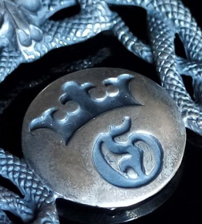 画像10: Buffalo Skull On Snake Buckle With G&Crown Button Pendant