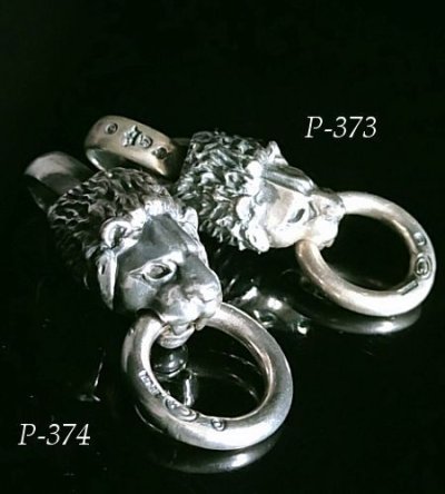 画像13: Old Large Lion Pendant