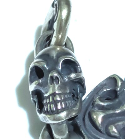 画像10: Half Single Skull With Sculpted Oval Pendant