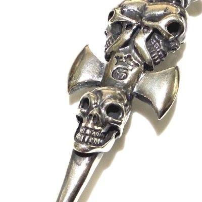画像7: Half Triple Skull Dagger With Crown Round Bottom Pendant