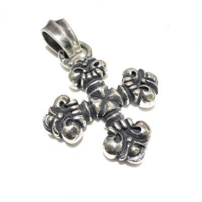 画像1: Quarter Gothic Cross With Chevron Bail Pendant