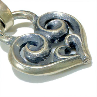 画像9: Half Heart Tip Pendant