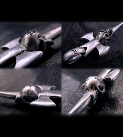 画像13: Single Skull Dagger Round Bottom Pendant