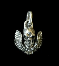 Skull Wing Button Pendant