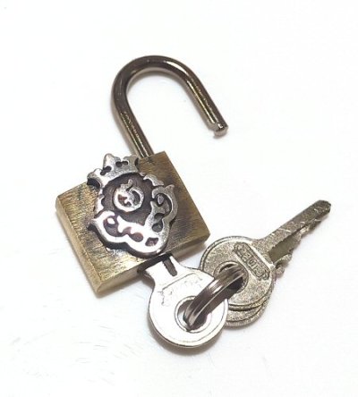 画像2: Reised Atelier Mark Lock & Key Pendant