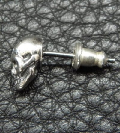 画像10: T-bar skull pierce With G&Crown stamp