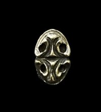 Sculpted Oval Pierce