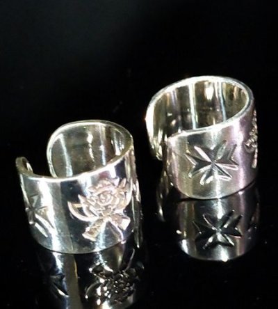 画像4: Battle-Ax With Maltese Cross Ear Cuff