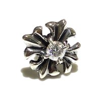 1/48 Short Grooved Cross With Diamond Pierce (Large Stone)