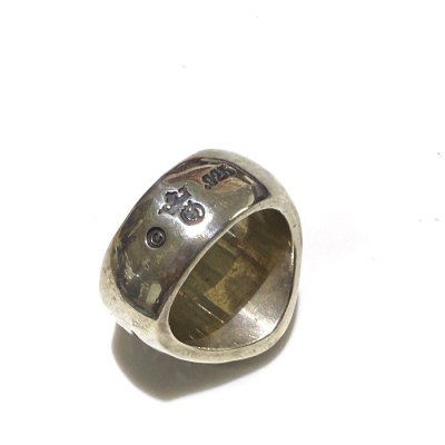 画像4: Sculpted Oval Signet Ring With CZ Diamond