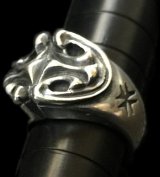 Sculpted Oval Ring