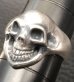 画像2: Old Single Skull Solid Silver Ring (2)