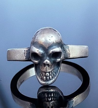 画像2: Twelve Skull On Flat Bar Ring