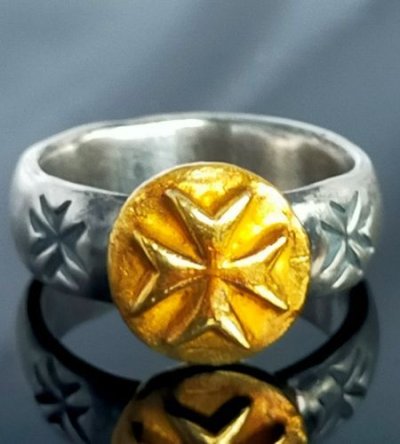 画像1: Pure Gold Wrap Raised Maltese Cross H.W.O Ring