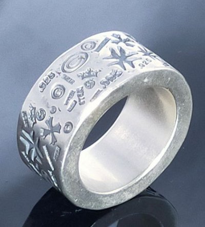 画像4: 12mm Wide Multi Stamp Flat Bar Ring Bold