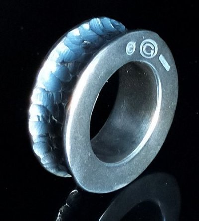 画像6: 10 x 5.8mm Wide Bolo Neck Chiseled Reel Ring