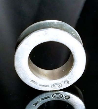 画像4: Smooth & Pure Gold Wrap Mini Textured 10 x 6mm Wide Bolo Neck Reel Ring