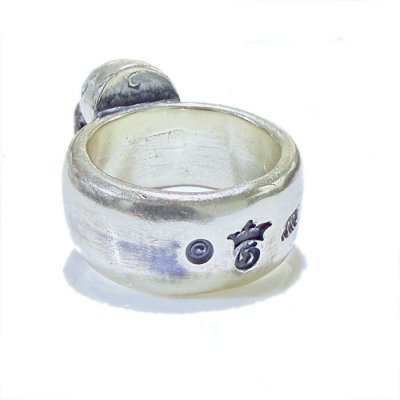 画像11: Single Skull On Wide Plain Ring