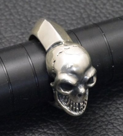 画像11: Single Skull Triangle Wire Bangle Ring