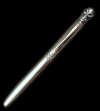 Skull Dagger On Ballpoint Pen