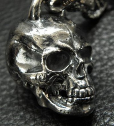 画像4: Half Large Skull With H.W.O & Chiseled Anchor Links With Lion Head Wallet Hanger
