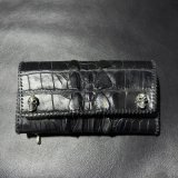 Crocodile W-Spine Tail All Gusset Wallet With Skull Button