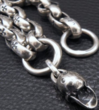 画像8: Skull On Crown Cross Oval Keeper With All H.W.O Links & Single Skull Drop Chain