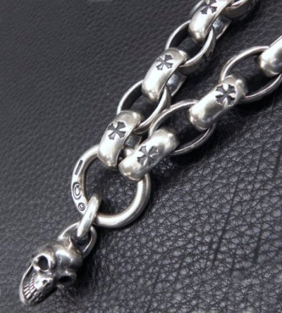 画像11: Skull On Crown Cross Oval Keeper With All H.W.O Links & Single Skull Drop Chain