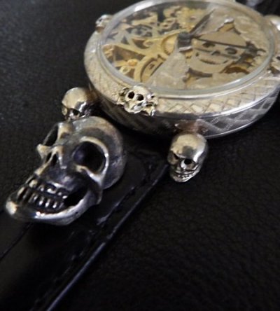 画像2: OMEGA Vintage Skeleton Watch With 2Skulls Watch Band