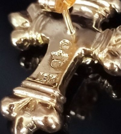 画像8: 18k Gold 1/64 4Heart Crown Cross With Diamond Pierce