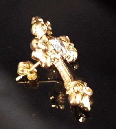 画像5: 18k Gold 1/64 4Heart Crown Cross With Diamond Pierce