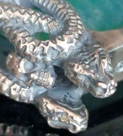 画像14: Midium Buffalo Skull & Louder Snake With Fluorite Pendant