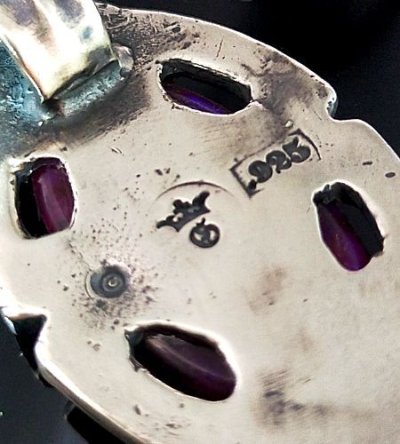 画像9: Flashing Fire Red Labradorite With Crown On Sculpted Oval Pendant