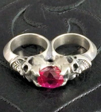 画像2: Pink Sapphire Devil Skull Triangle Wire Bangle 2Finger Ring