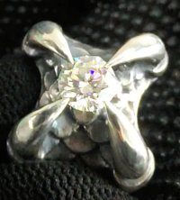8mm Moissanite Small Iron Claw Ring