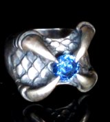 Super CZ Diamond Small Iron Claw Ring
