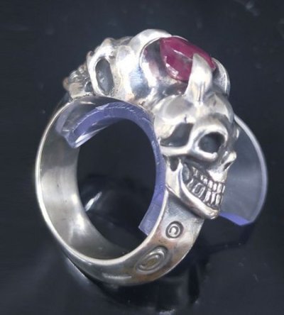 画像4: Ruby Half Devil Skull Triangle Wire Bangle Ring