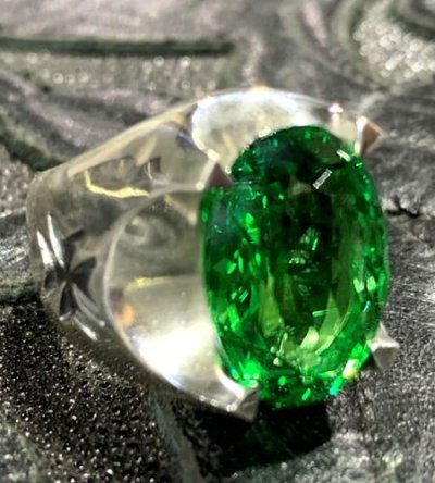 画像1: 23Ct. Green Sapphire Signet Ring